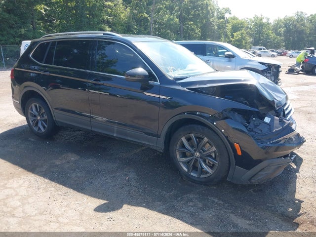 2022 Volkswagen Tiguan 2.0t Se მანქანა იყიდება აუქციონზე, vin: 3VV2B7AX6NM076979, აუქციონის ნომერი: 45579171