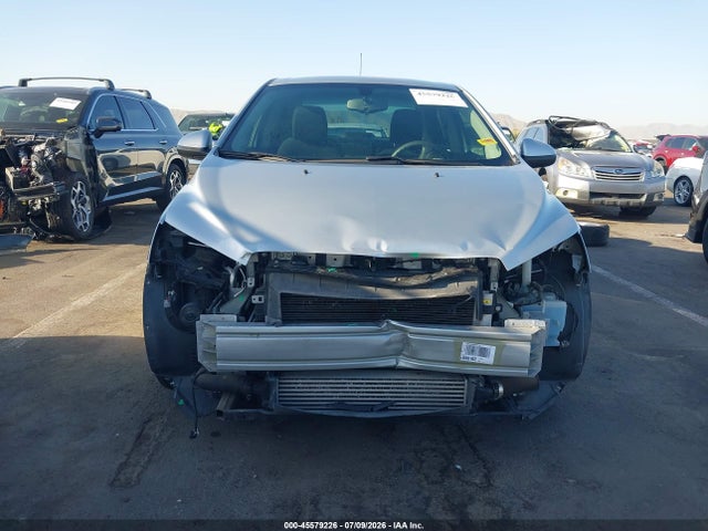 Chevrolet Sonic Lt Auto 2016 1G1JC5SB6G4149709 Image 13