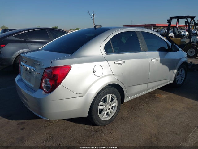 Chevrolet Sonic Lt Auto 2016 1G1JC5SB6G4149709 Image 4