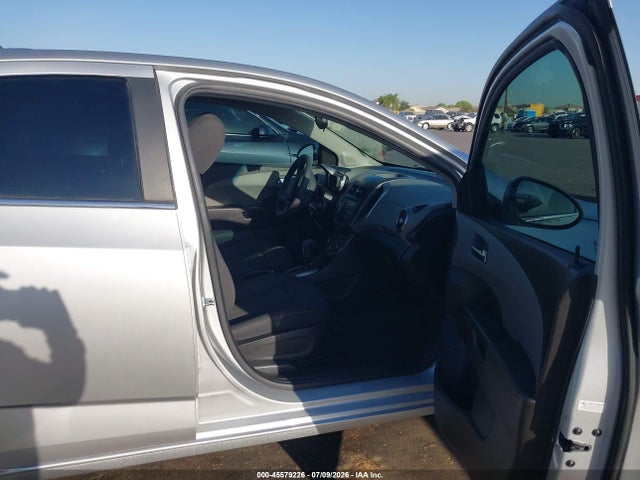 Chevrolet Sonic Lt Auto 2016 1G1JC5SB6G4149709 Image 5