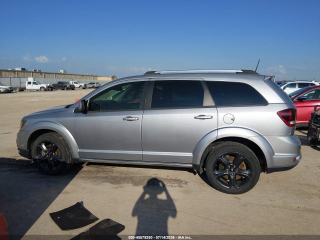 3C4PDDGG4JT522924 Dodge Journey Crossroad Awd