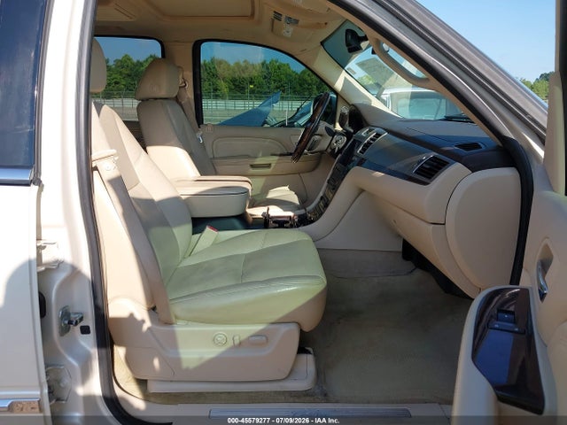 2007 Cadillac Escalade მანქანა იყიდება აუქციონზე, vin: 1GYFK63847R354838, აუქციონის ნომერი: 45579277