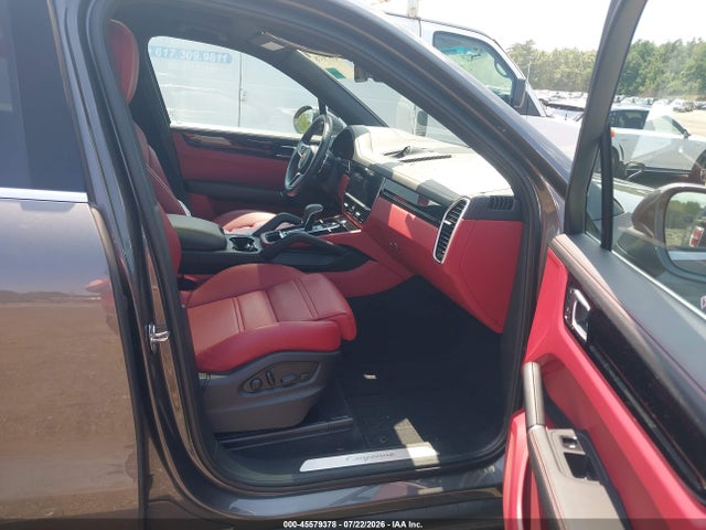 WP1AE2AY8NDA26429 Porsche Cayenne E-hybrid Platinum Edition