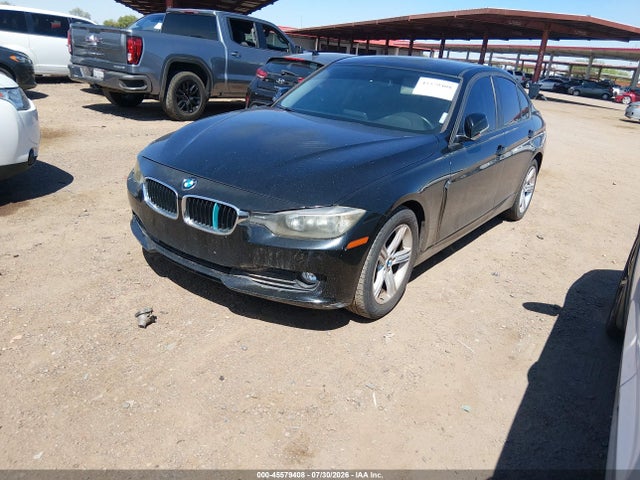 BMW 320i 2015 WBA3B1C58FK138142 Image 2