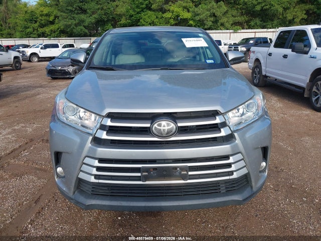 5TDZZRFH5HS229376 Toyota Highlander Le Plus