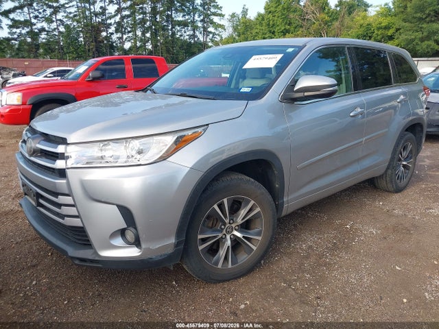 5TDZZRFH5HS229376 Toyota Highlander Le Plus