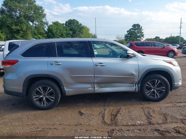 5TDZZRFH5HS229376 Toyota Highlander Le Plus