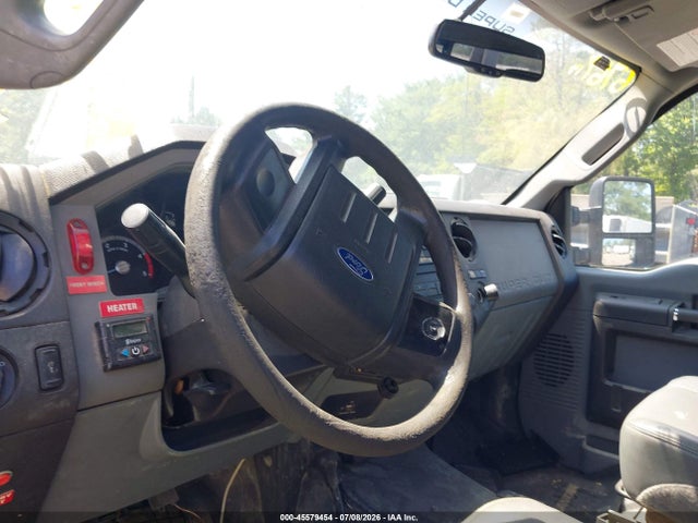 2014 Ford F-550 Chassis Xl მანქანა იყიდება აუქციონზე, vin: 1FDUF5HT7EEB42704, აუქციონის ნომერი: 45579454
