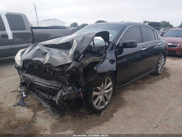 Auction sale of the 2017 Honda Accord Touring V6, vin: 1HGCR3F98HA037542, lot number: 45579491