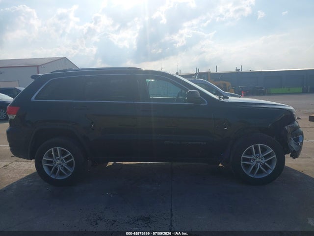 1C4RJFAG9HC864610 Jeep Grand Cherokee Laredo