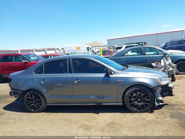 3VW4T7AJXHM339105 Volkswagen JETTA GLI