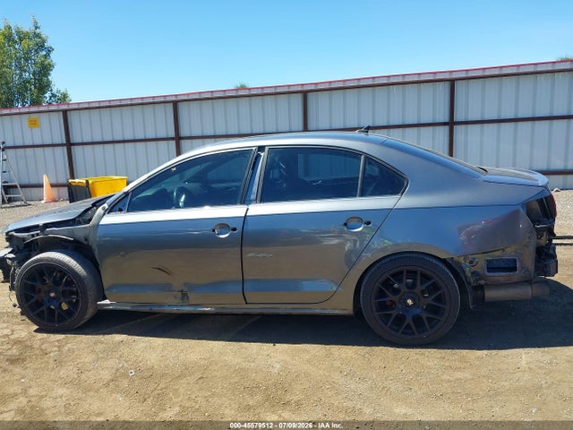 3VW4T7AJXHM339105 Volkswagen JETTA GLI