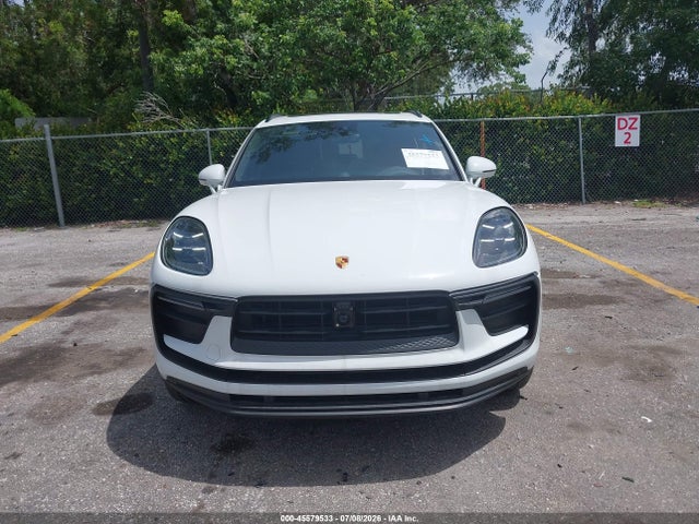 Продажа на аукционе авто 2026 Porsche Macan T, vin: WP1AA2A51TLB04442, номер лота: 45579533