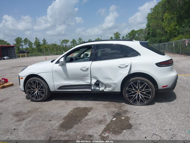 Продажа на аукционе авто 2026 Porsche Macan T, vin: WP1AA2A51TLB04442, номер лота: 45579533
