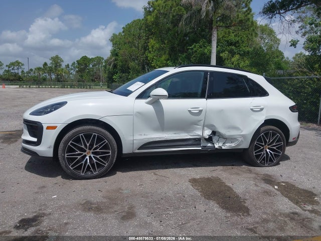 Продажа на аукционе авто 2026 Porsche Macan T, vin: WP1AA2A51TLB04442, номер лота: 45579533