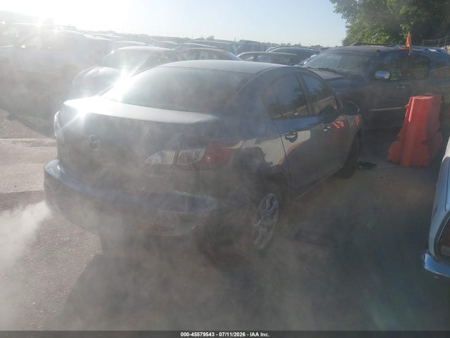 Auction sale of the 2013 Mazda Mazda3 I Sport, vin: JM1BL1U71D1719402, lot number: 45579543