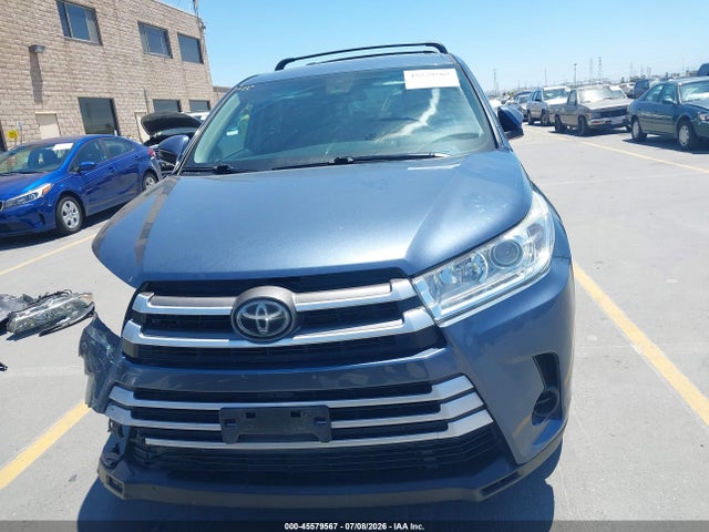 Toyota Highlander Le 2019 5TDZZRFH5KS315729 Image 13