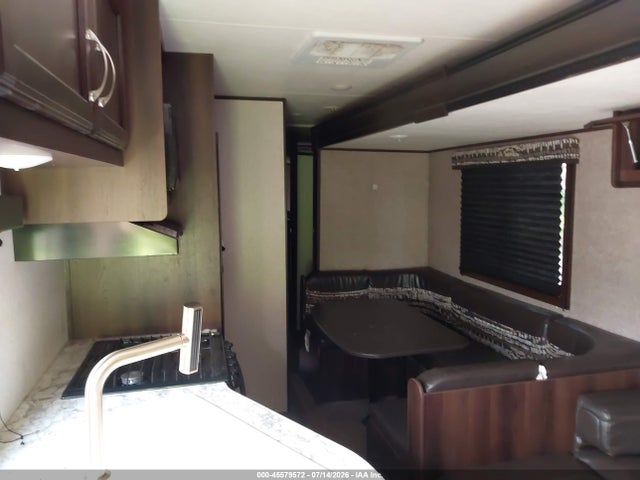 2018 Jayco Other მანქანა იყიდება აუქციონზე, vin: 1UJBJ0BT9J17T0398, აუქციონის ნომერი: 45579572