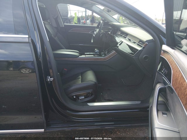45579590 :رقم المزاد ، WAU8EAF88KN024119 vin ، 2019 Audi A8 L 60 مزاد بيع