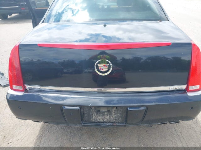 Продажа на аукционе авто 2011 Cadillac Dts Platinum Collection, vin: 1G6KP5ES8BU101300, номер лота: 45579626