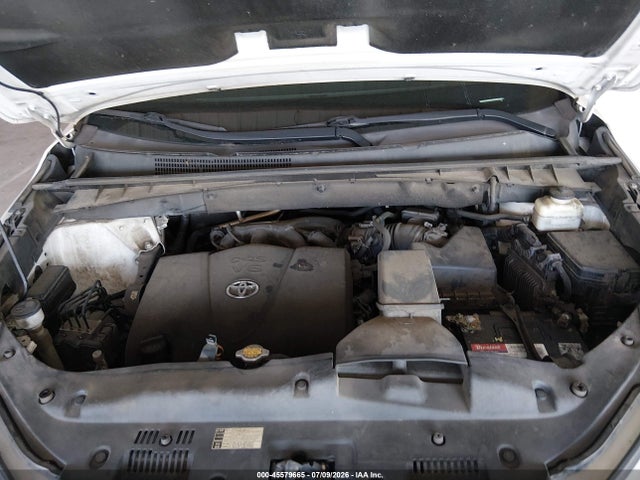 2017 Toyota Highlander Xle მანქანა იყიდება აუქციონზე, vin: 5TDKZRFH1HS218294, აუქციონის ნომერი: 45579665