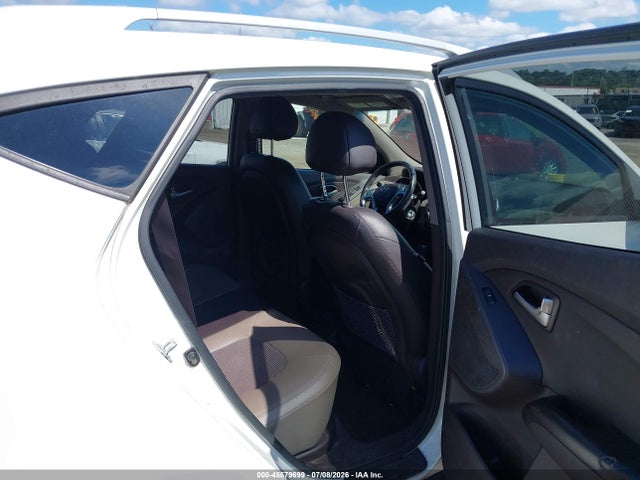 2013 Hyundai Tucson Gls მანქანა იყიდება აუქციონზე, vin: KM8JUCAC6DU556228, აუქციონის ნომერი: 45579699