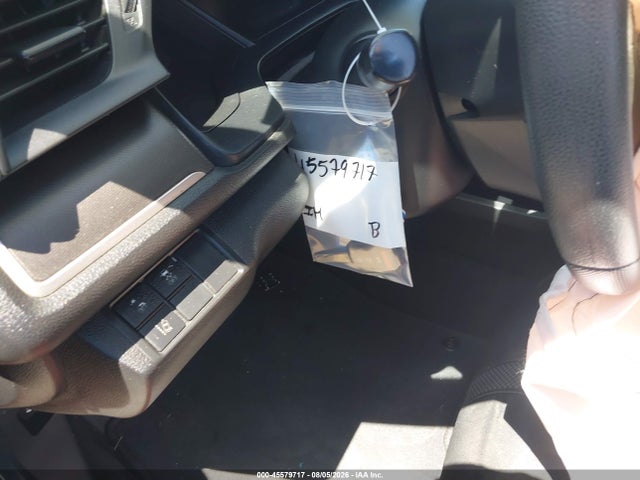 19XFC2F61KE211999 Honda Civic Lx