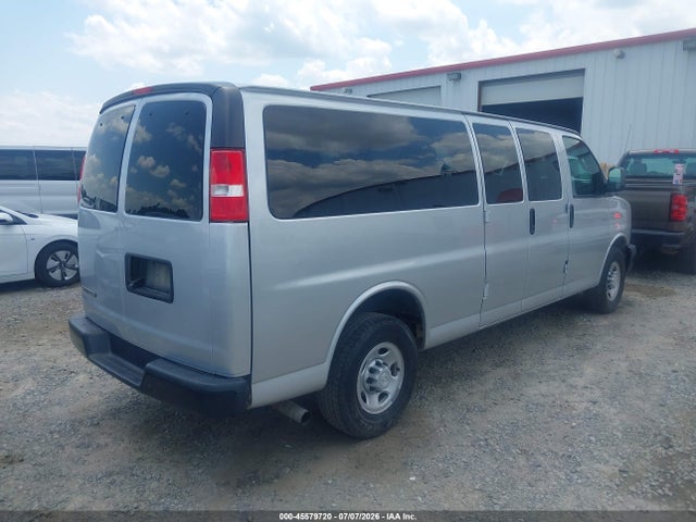Chevrolet Express 3500 Ls 2019 1GAZGNFG8K1358716 Image 4