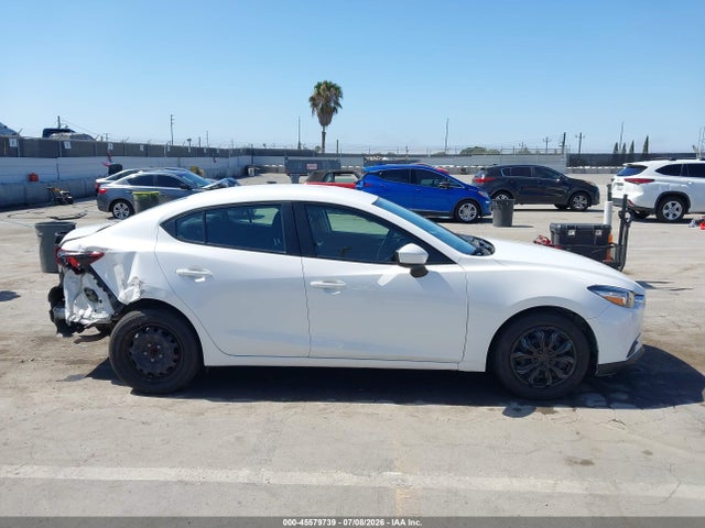 Продажа на аукционе авто 2017 Mazda Mazda3 Sport, vin: 3MZBN1U79HM107030, номер лота: 45579739