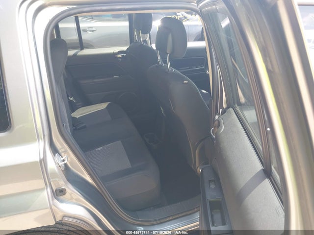 2014 Jeep Patriot Latitude მანქანა იყიდება აუქციონზე, vin: 1C4NJRFBXED616921, აუქციონის ნომერი: 45579741