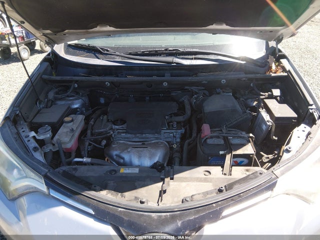 Toyota Rav4 Xle 2017 2T3RFREV2HW687617 Image 10