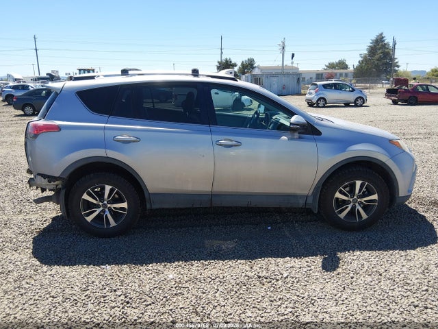 Toyota Rav4 Xle 2017 2T3RFREV2HW687617 Image 14