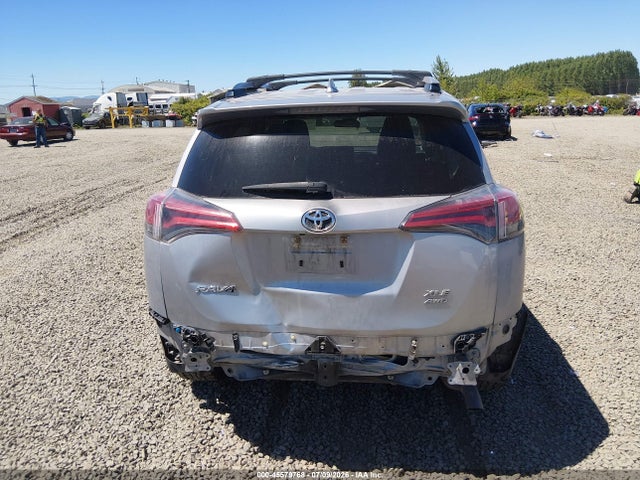 Toyota Rav4 Xle 2017 2T3RFREV2HW687617 Image 17
