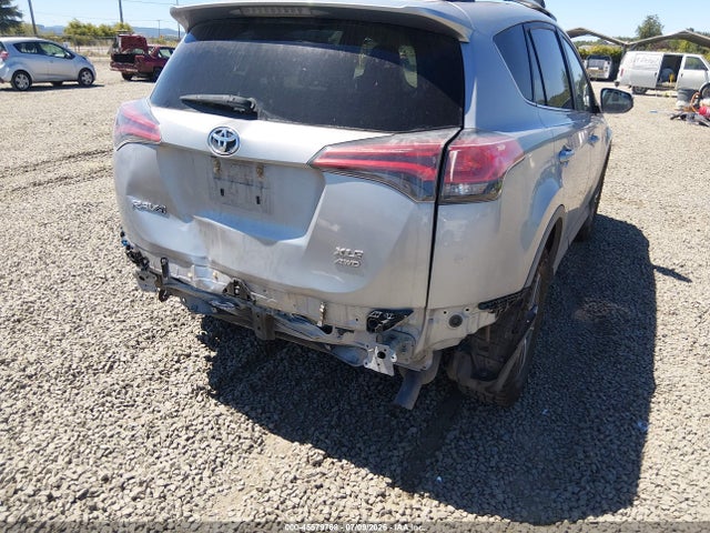 Toyota Rav4 Xle 2017 2T3RFREV2HW687617 Image 20