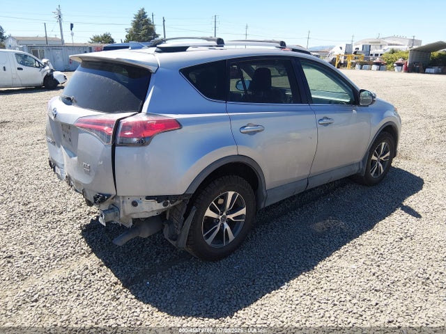 Toyota Rav4 Xle 2017 2T3RFREV2HW687617 Image 4