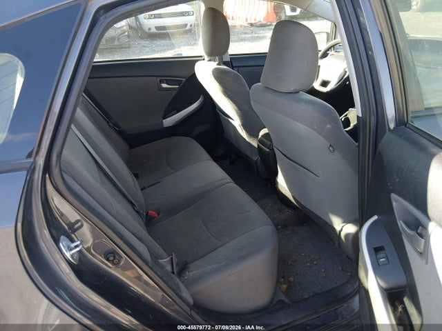 Toyota Prius Three 2015 JTDKN3DU3F1906350 Image 8