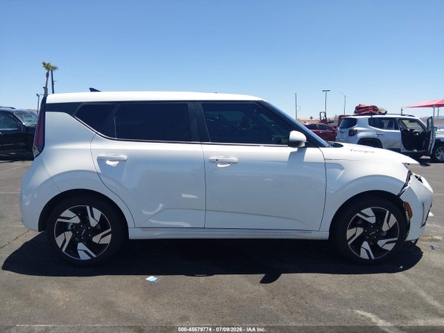KNDJ53AU3P7866463 KIA Soul Gt-line