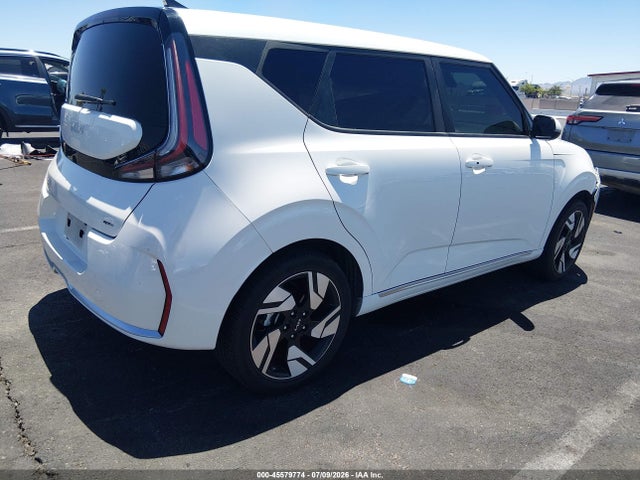 KNDJ53AU3P7866463 KIA Soul Gt-line