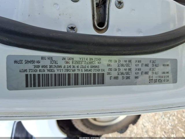 Продажа на аукционе авто 2018 Ram 1500, vin: 1C6RR7FG1JS326218, номер лота: 45579819