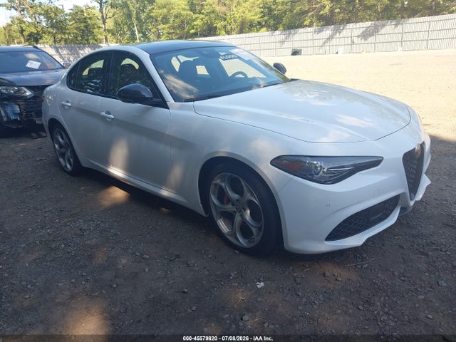 Auction sale of the 2019 Alfa Romeo Giulia Ti Sport Awd, vin: ZARFANBN9K7602408, lot number: 45579820