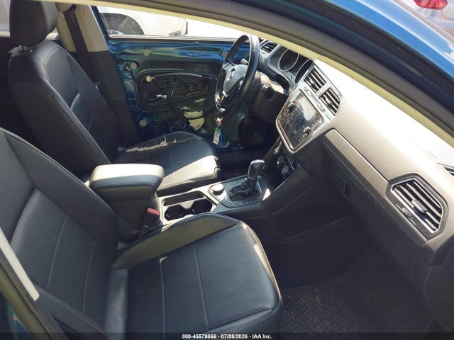 Aukcja sprzedaży 2018 Volkswagen Tiguan 2.0t Se/2.0t Sel, vin: 3VV2B7AX8JM000660, numer aukcji: 45579866