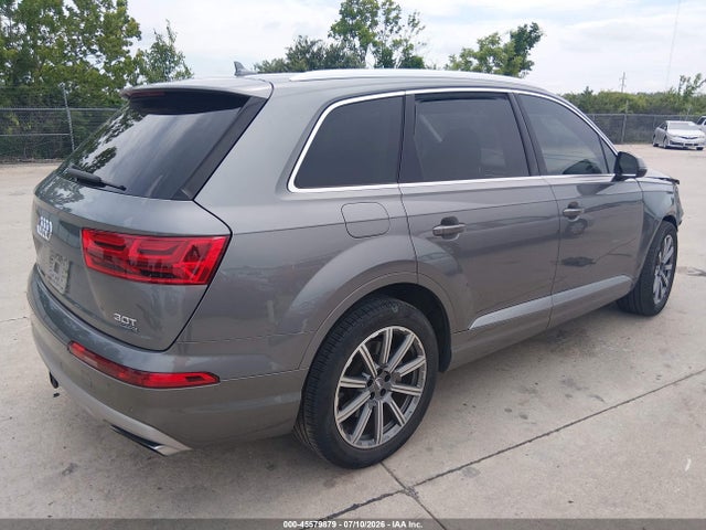 Продаж на аукціоні авто 2017 Audi Q7 3.0t Premium, vin: WA1VAAF79HD038709, номер лоту: 45579879