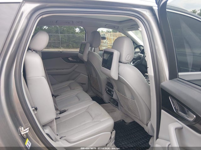 Продаж на аукціоні авто 2017 Audi Q7 3.0t Premium, vin: WA1VAAF79HD038709, номер лоту: 45579879