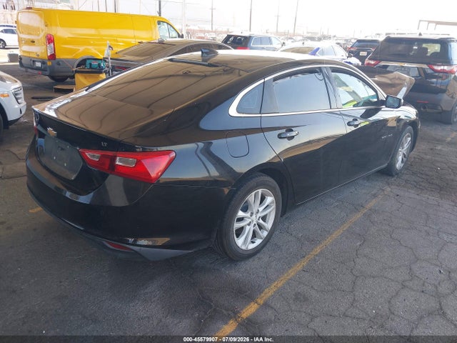 Chevrolet MALIBU LT 2018 1G1ZD5ST8JF201930 Image 4