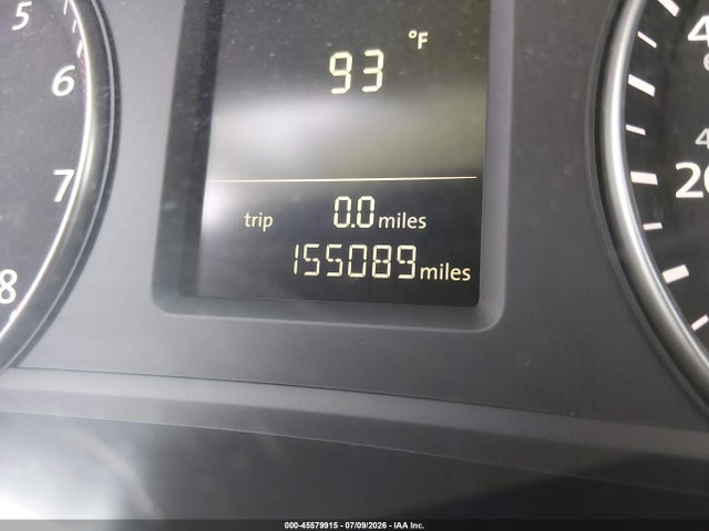 1VWAT7A37FC052176 Volkswagen Passat 1.8t Wolfsburg Edition