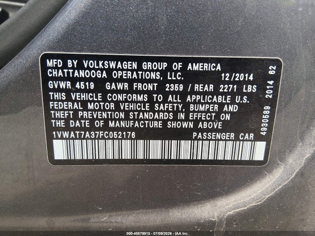 1VWAT7A37FC052176 Volkswagen Passat 1.8t Wolfsburg Edition