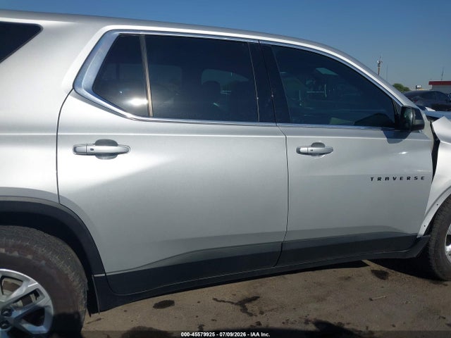 1GNERFKW2NJ122013 Chevrolet Traverse Fwd Ls