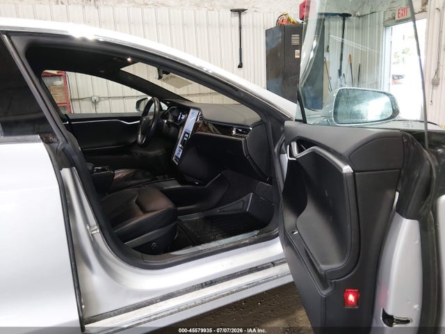 Tesla Model S 60d/70d/75d/85d/90d 2016 5YJSA1E23GF149794 Image 5