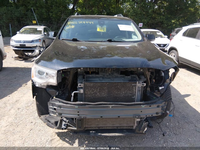 45579944 :رقم المزاد ، 1GKKNXLS8HZ243700 vin ، 2017 Gmc Acadia Denali مزاد بيع
