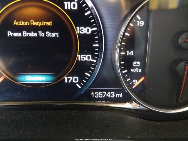 45579944 :رقم المزاد ، 1GKKNXLS8HZ243700 vin ، 2017 Gmc Acadia Denali مزاد بيع